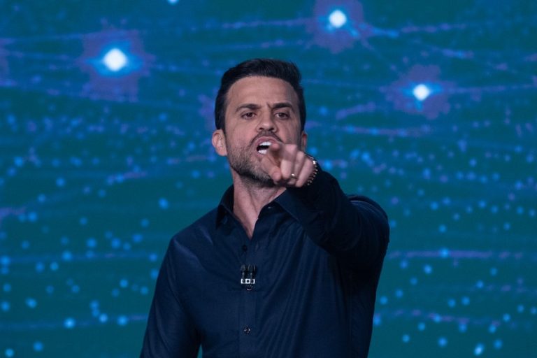 108082821-politica-sao-paulo-sp-08-08-2024-primeiro-debate-com-candidatos-a-prefeito-de-sao-paul